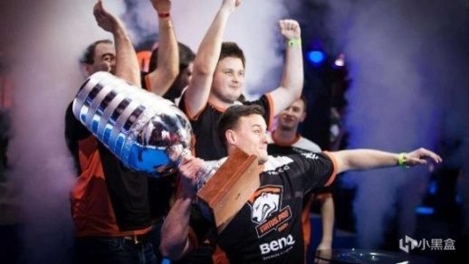 北京时间12月10日晚18：00，亚冠精英联赛东亚区小组赛将迎来一场决定出线命运的关键对决。