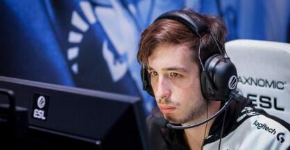 官方：因韦格霍斯特身体状况不佳，荷兰国家队补招埃梅加