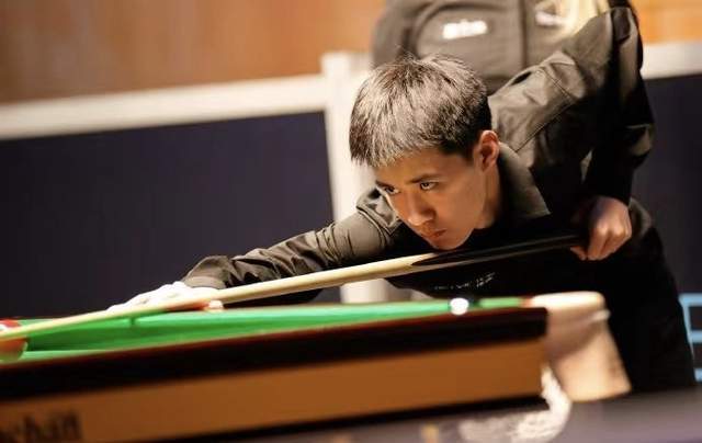 范戴克回应萨拉赫道歉问题，称属内部事宜需俱乐部处理