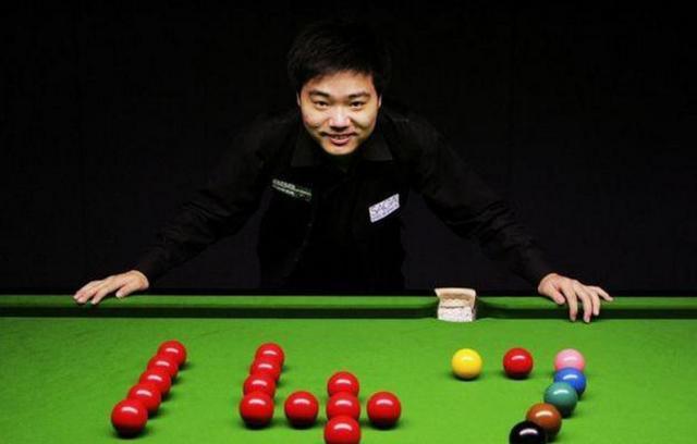 记者：库尔图瓦也伤了，将不会参加11月份国家队比赛