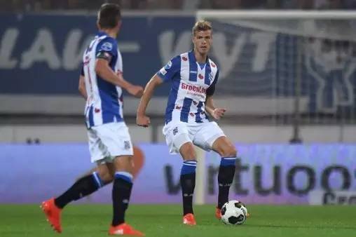 三分11中10生涯新高！穆雷25中19得到52分6板4助